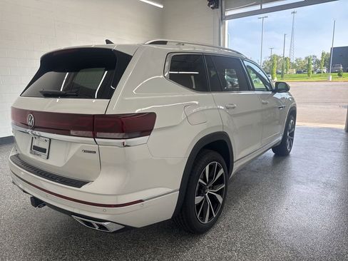 New 2026 Volkswagen Atlas SEL Premium R-Line image 4
