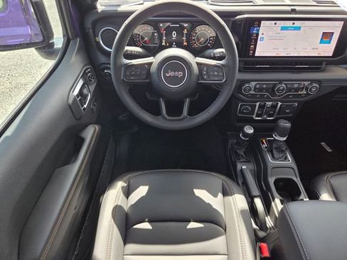 Used 2026 Jeep Gladiator Sport image 16