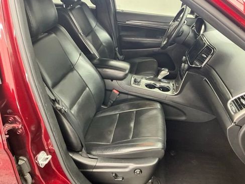 Used 2019 Jeep Grand Cherokee Limited w/ Luxury Group II image 12