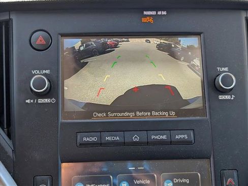 Used 2020 Subaru Outback AWD/4WD image 12