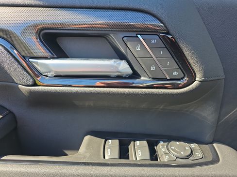 New 2026 GMC Sierra 2500 AT4 w/ AT4 Premium Plus Package AWD/4WD image 19