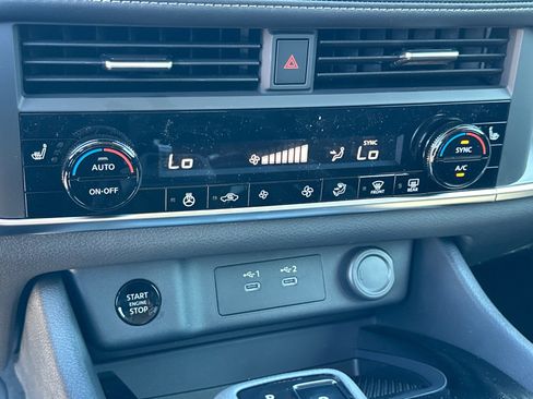 New 2026 Nissan Rogue SV w/ SV Premium Package image 31