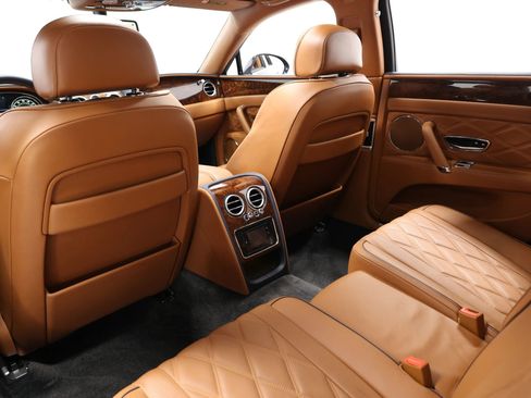 Used 2014 Bentley Flying Spur W12 image 48