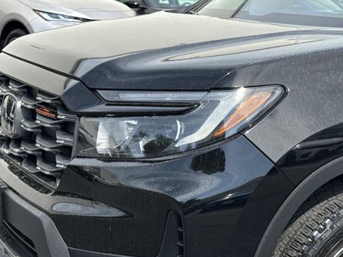 Certified 2023 Honda Passport TrailSport image 27