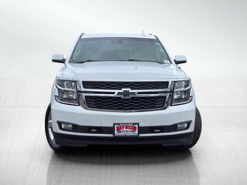 Used 2017 Chevrolet Tahoe LT image 2