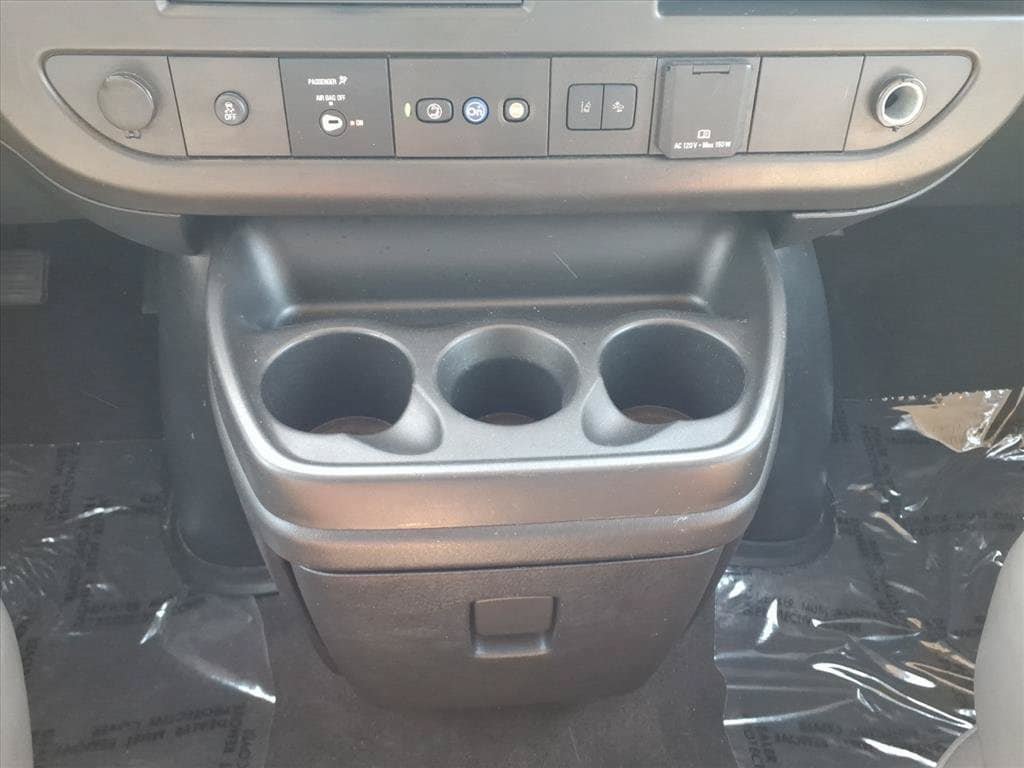 Used 2025 GMC Savana 3500 LT w/ LT Preferred Equipment Group RWD image 29