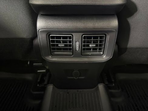 Used 2024 Toyota RAV4 LE AWD/4WD image 13
