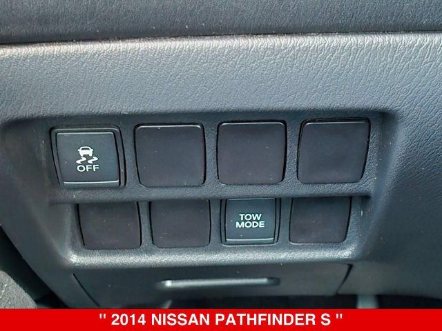Used 2014 Nissan Pathfinder S AWD/4WD image 18