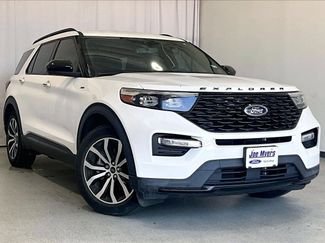 Used 2023 Ford Explorer ST-Line w/ Class IV Trailer Tow Package RWD video 1