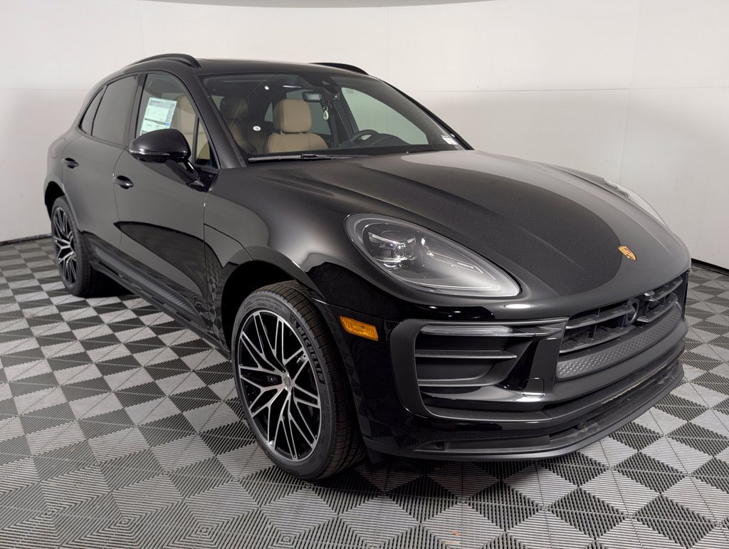 New 2026 Porsche Macan AWD/4WD image 9
