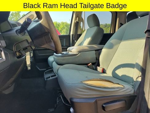 Used 2016 RAM 1500 Express w/ Black Ram 1500 Express Group AWD/4WD image 19