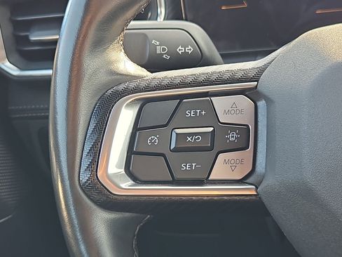 Used 2025 Ford Mustang Premium RWD image 17