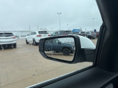 Used 2024 Chevrolet Malibu LT image 51