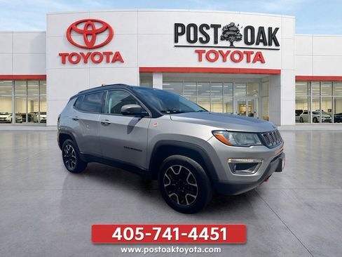 Used 2021 Jeep Compass Trailhawk AWD/4WD image 7
