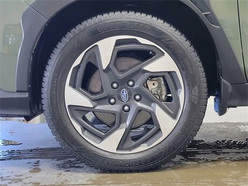 Certified 2024 Subaru Crosstrek 2.5i Limited w/ Crosstrek Mirror Package image 11