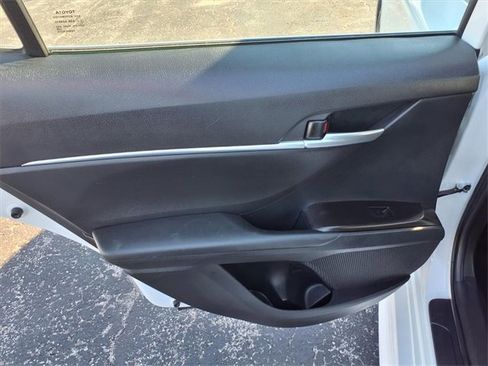 Used 2023 Toyota Camry SE image 70