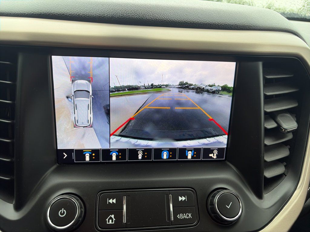 Certified 2020 GMC Acadia Denali w/ Denali Ultimate Package AWD/4WD image 19