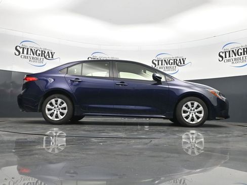 Used 2023 Toyota Corolla LE FWD image 33