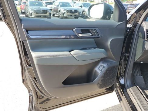 New 2027 GMC Terrain AT4 w/ Convenience Package III AWD/4WD image 21