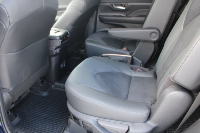 New 2026 Toyota Grand Highlander AWD Hybrid image 15