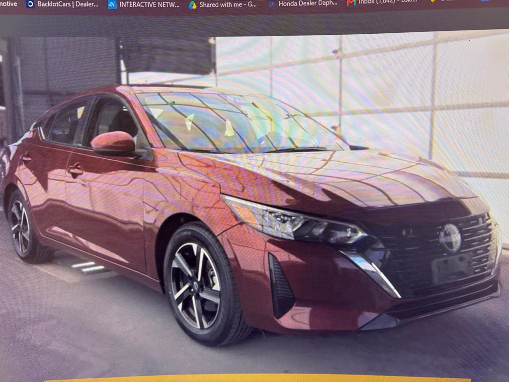Used 2025 Nissan Sentra SV FWD image 2