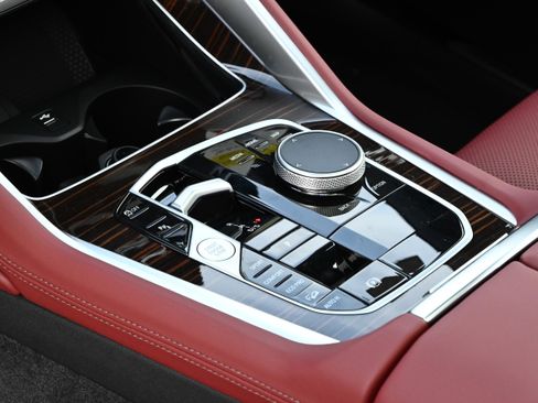 New 2026 BMW X6 xDrive40i w/ Premium Package image 22