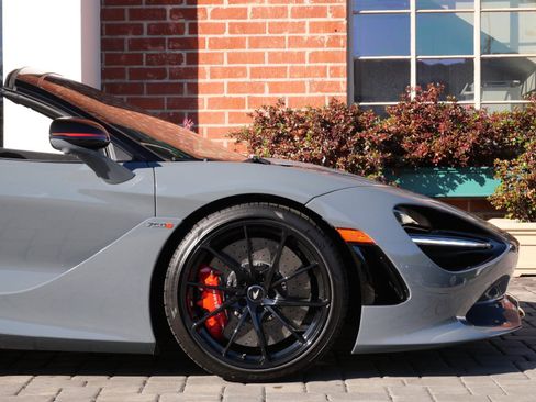 New 2026 McLaren 750S Spider image 7