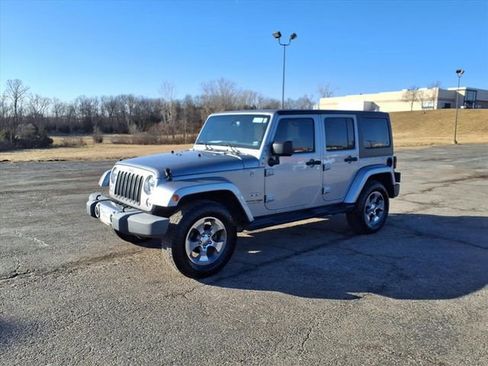 Used 2018 Jeep Wrangler Unlimited Sahara image 37