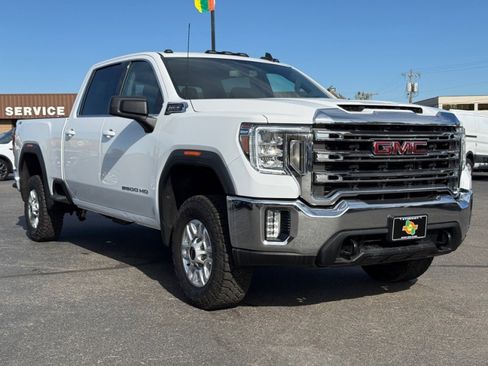 Used 2023 GMC Sierra 2500 SLE w/ SLE Value Package; image 2