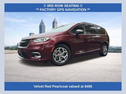 Used 2023 Chrysler Pacifica Limited