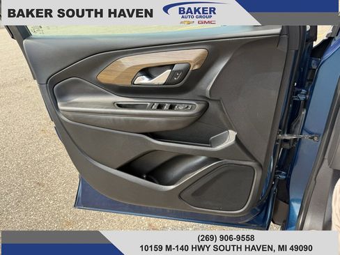 Used 2021 GMC Terrain SLE w/ Driver Convenience Package image 16