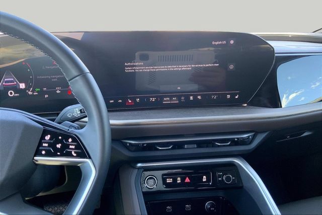 Certified 2025 Audi Q5 Premium Plus w/ Premium Plus AWD/4WD image 6