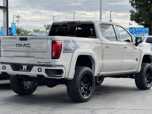 New 2026 GMC Sierra 1500 AT4 w/ AT4 Premium Package AWD/4WD image 5