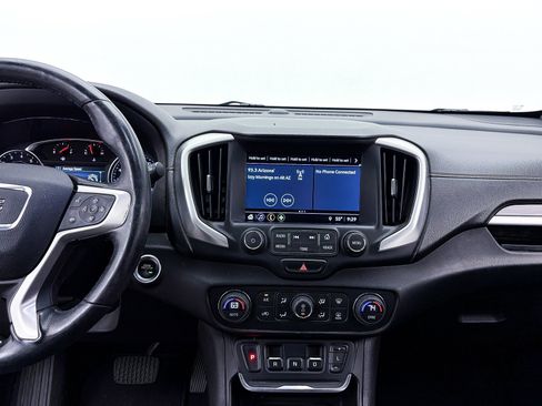 Used 2018 GMC Terrain SLT w/ Preferred Package image 4