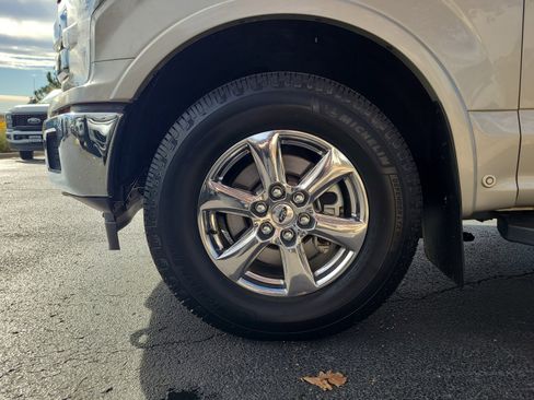 Certified 2018 Ford F150 Lariat w/ Equipment Group 502A Luxury image 26