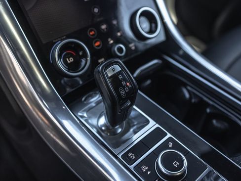 Used 2019 Land Rover Range Rover Sport HSE AWD/4WD image 15