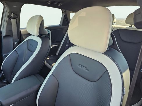 New 2025 Kia K4 GT-Line Turbo image 17