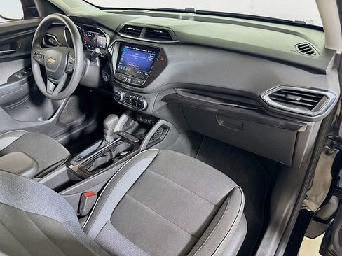 Used 2023 Chevrolet TrailBlazer LT w/ Convenience Package image 26