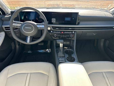 New 2025 Hyundai Sonata SE image 22