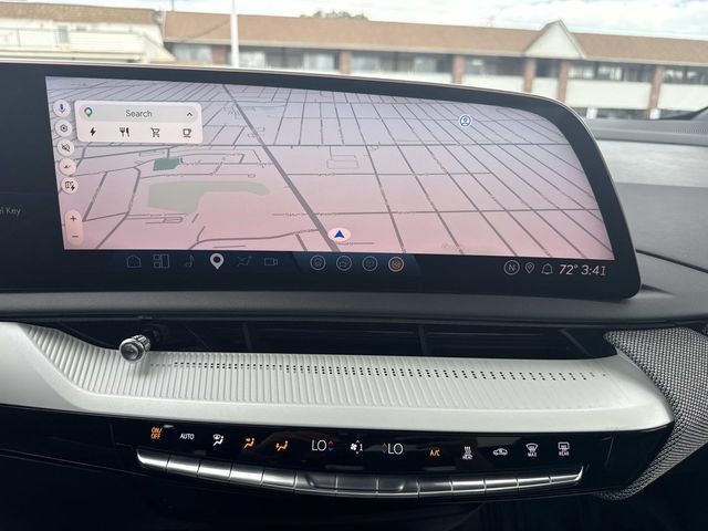 Certified 2025 Cadillac Optiq Luxury 2 w/ LPO, Floor Liner Package AWD/4WD image 46