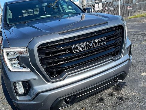 Used 2021 GMC Sierra 1500 Elevation w/ Preferred Package AWD/4WD image 3