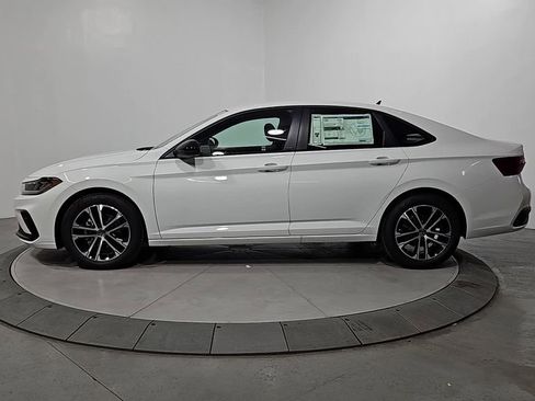 New 2026 Volkswagen Jetta Sport FWD image 2