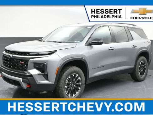 New 2026 Chevrolet Traverse Z71 w/ Enhanced Driving Package AWD/4WD image 1