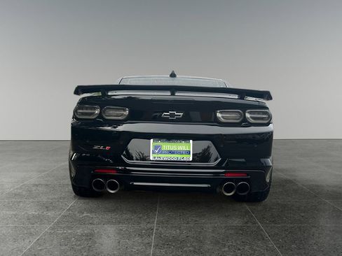 Used 2022 Chevrolet Camaro ZL1 image 7