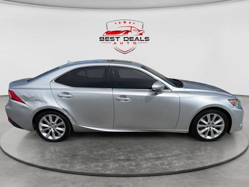 Used 2016 Lexus IS 200t RWD image 6