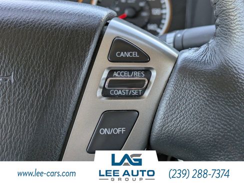 Used 2015 Nissan Titan SV w/ SV Value Truck Package image 20