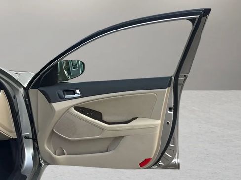 Used 2014 Kia Optima EX image 42