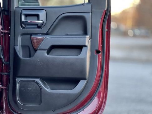 Used 2015 GMC Sierra 1500 SLE w/ SLE Value Package image 19