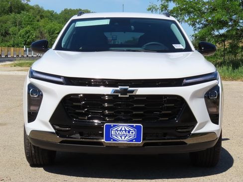 New 2026 Chevrolet Trax ACTIV w/ Driver Confidence Package FWD image 16