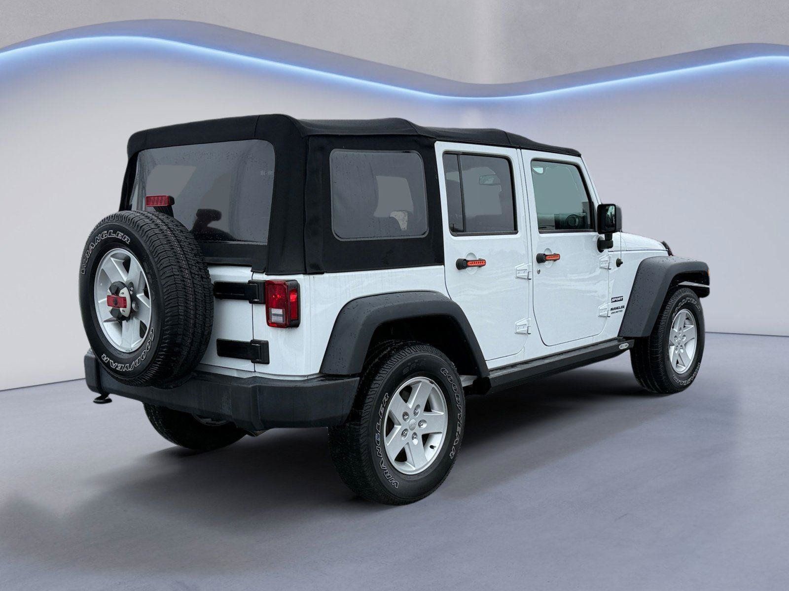 Used 2017 Jeep Wrangler Unlimited Sport w/ Quick Order Package 24S AWD/4WD image 3